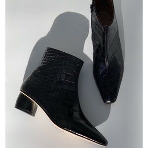 NEW LoQ Matea Crocodile Embossed Leather Ankle Boots Sz. 36 (US 5.5)